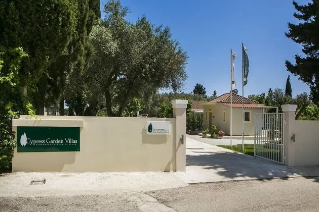 Cypress Garden Villas - Dış Mekan