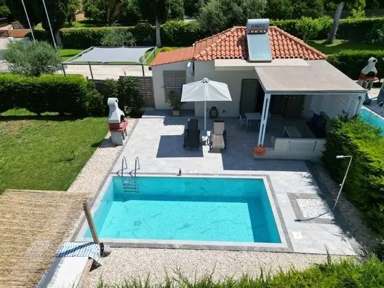 Cypress Garden Villas - Havuz
