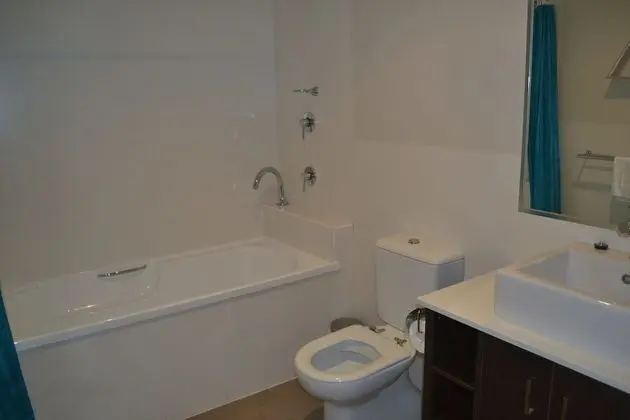 Cypress Waterfront Apartments - Banyo Tipleri