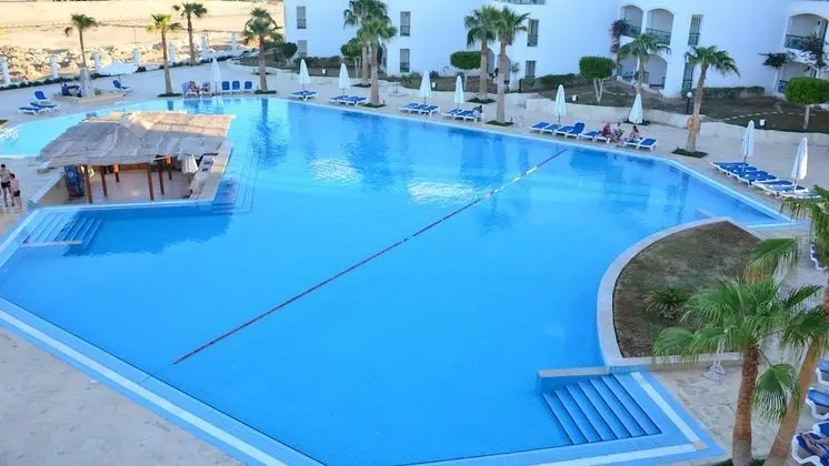 Cyrene Island Hotel - Havuz
