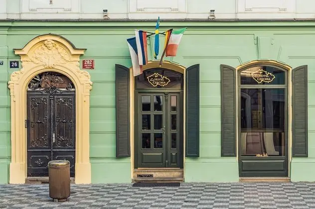 Hotel Czechia - Dış Mekan