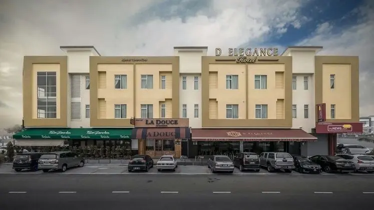 D ELEGANCE HOTEL - Dış Mekan