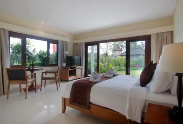 D Lobong Suite