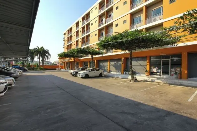 D Varee Xpress Fullroom 77 Srinakarin - Dış Mekan
