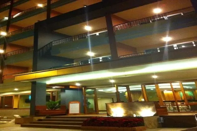 D Xpress Apartment - Dış Mekan