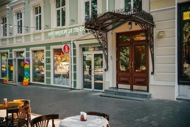 D31 Hotel & Apartments