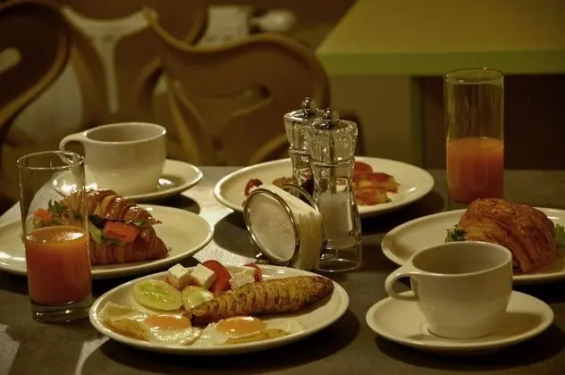 D31 Hotel & Apartments - Yerinde Yemek