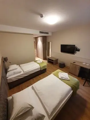 D50 Hotel - Oda