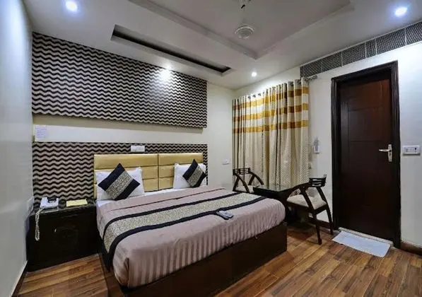 Daanish Residency Hotel