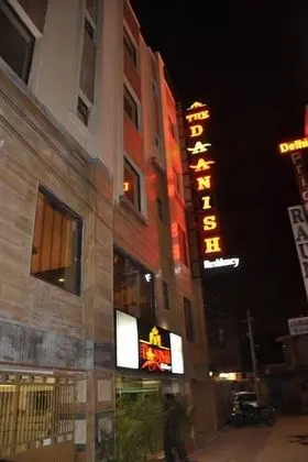 Daanish Residency Hotel - Dış Mekan