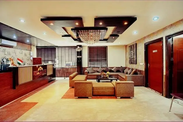 Daanish Residency Hotel - Lobi