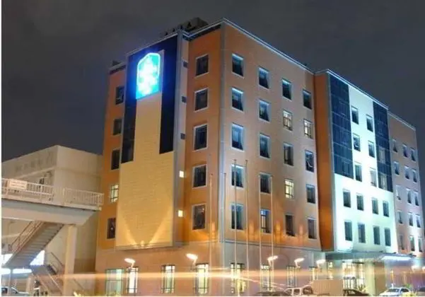 Dabab Hotel By Warwick