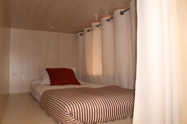 Dad&Cat Capsule Hotel - Hostel - Öne Çıkan Resim