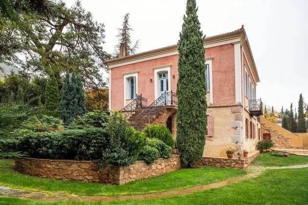 Dadi Parnassus Mansion - Öne Çıkan Resim