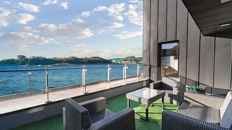 Daebudo Atiko Dokchae Pool Villa