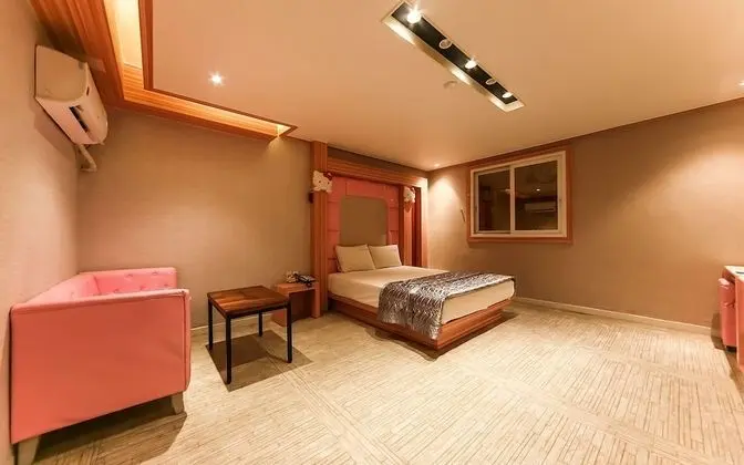 Daegu Dongdaegu Station 10th Street