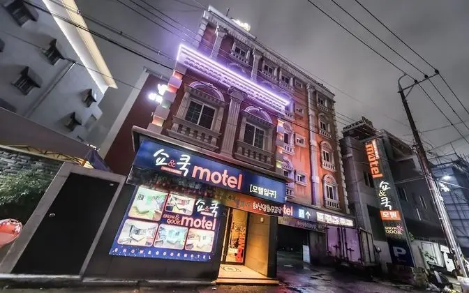 Daegu Dongseongno Show and Cook