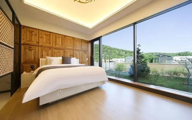 Daegu Hyeoksindosi Aurum