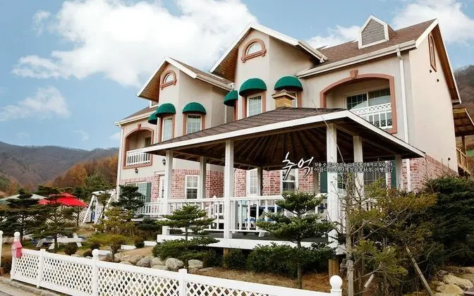 Daegwanryeong Sketch Pension