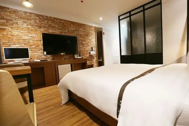 Daejeon Sintanjin Naru Motel - Oda