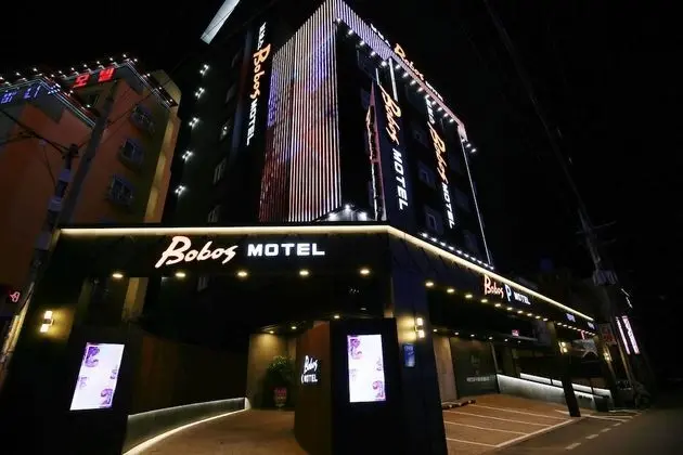 Daejeon Yongjeon Bobos