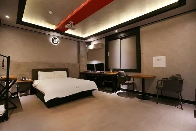 Daejeon Yongjeon Piano