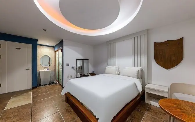 Daejeon Yongjeon Savoy