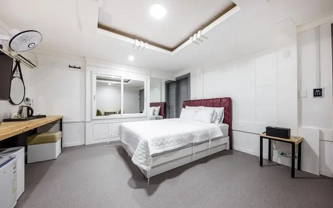 Daejeon Yongmun The Bom