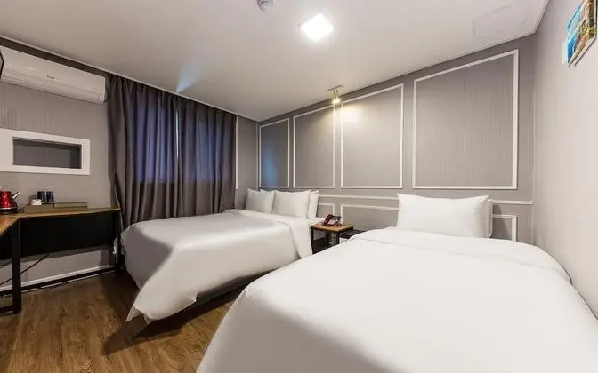 Daejeon Yongmun Olive