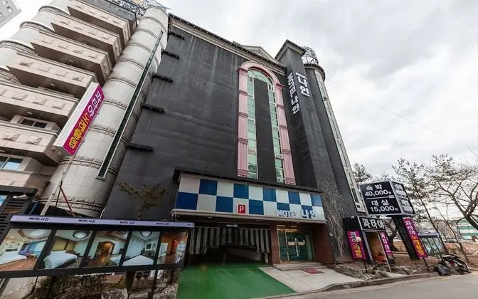 Daejeon Yuseong Motel Nine