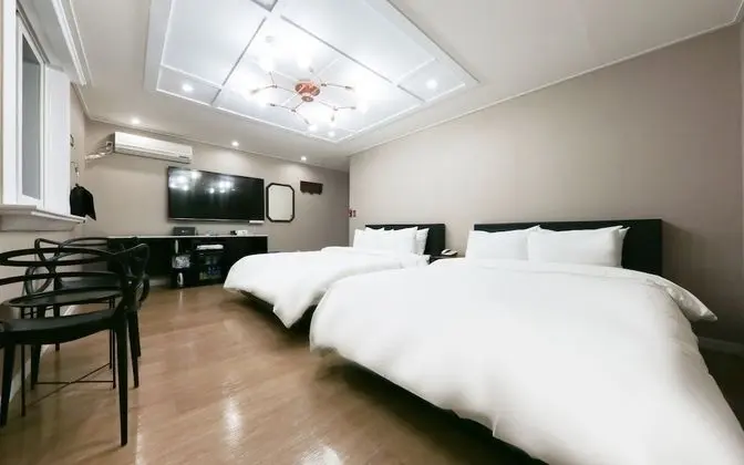 Daejeon Yuseong Watto