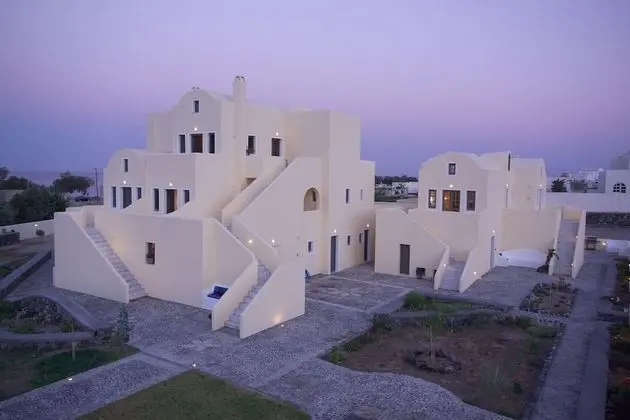 Dagris Villa Studios