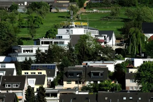Hotel Dahl - Dış Mekan