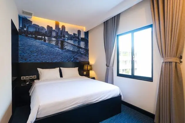 Daisy Hotel - Öne Çıkan Resim