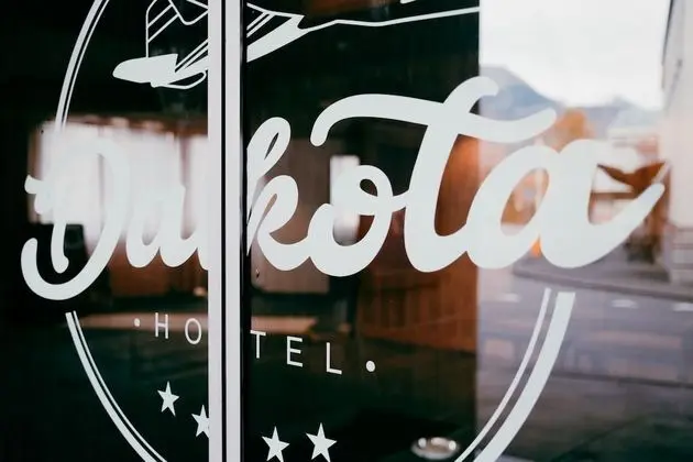 Hotel Dakota - 1