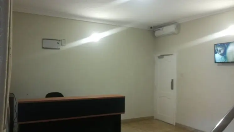 DAKS HOTEL KIRINYA