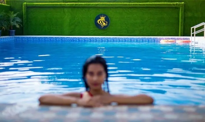 Daksh Resort And Amusement Park - Havuz