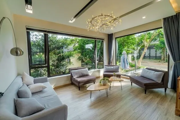 Dalat Home