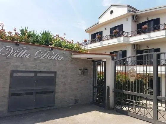 Villa Dalia Pompei Holiday
