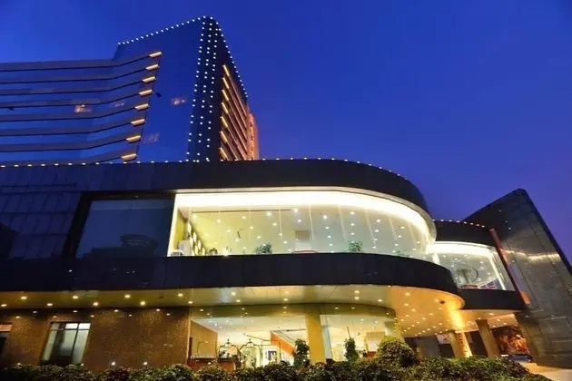 Dalian East Hotel - Dış Mekan