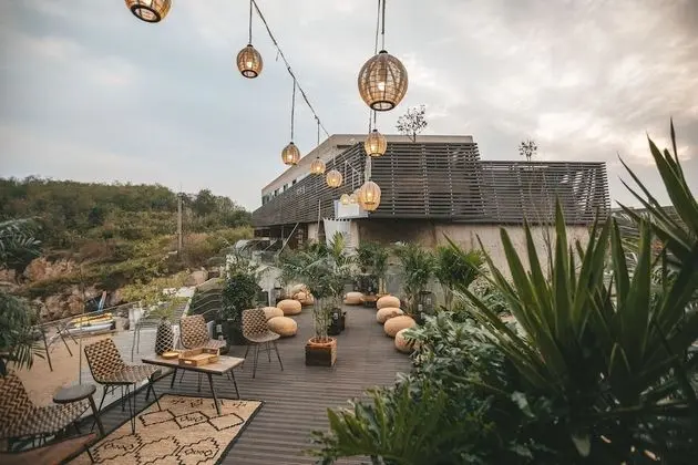 Dalian Sishi Jingyu Beach Resort Hotel - Dış Mekan