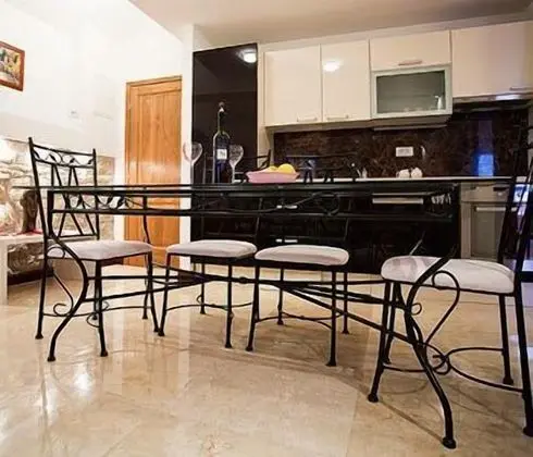 Dalmatian Apartments - Oda Düzeni