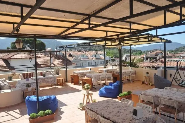 Dalyando Hotel
