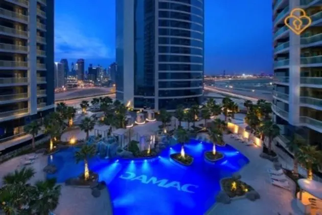 Damac Paramount Two Bedroom - Havuz