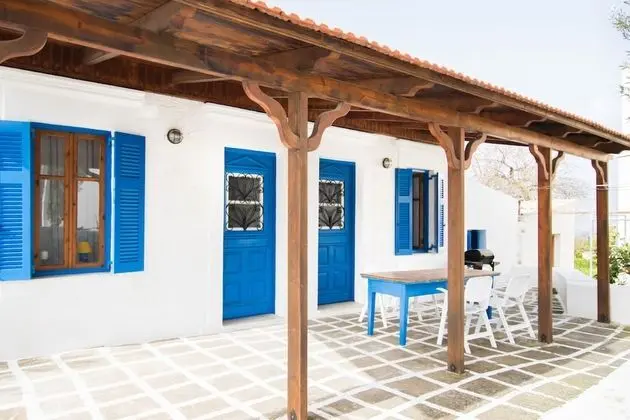 Damatria Family Cottage