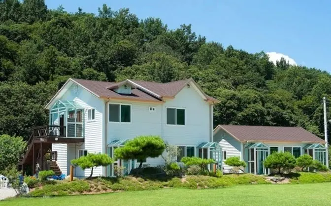 Damyang Clover Pension