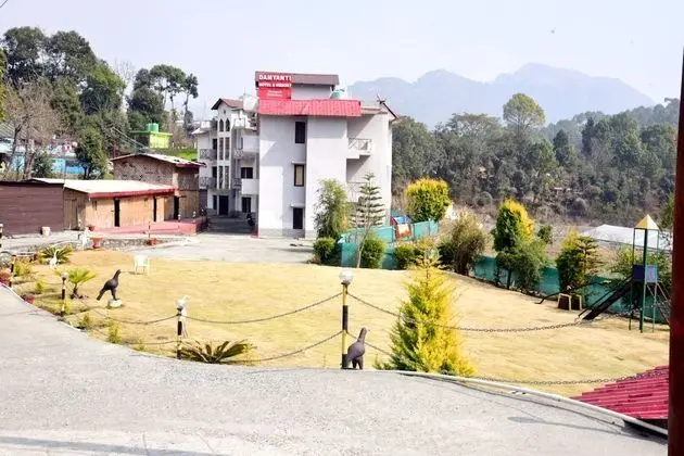 Damyanti Hotel And Resort