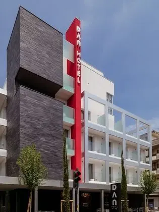 Dan Hotel