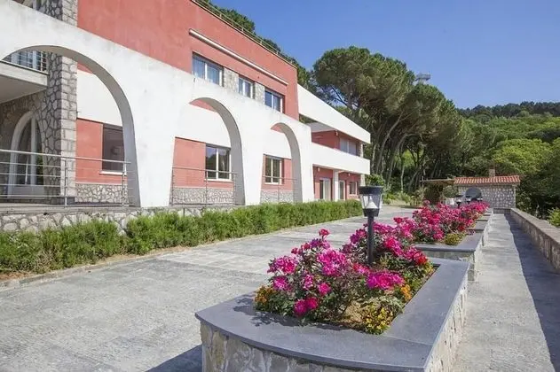 Villa Daniela With Swimming Pool