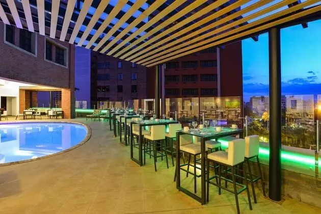 Hotel Dann Carlton Cali - Havuz